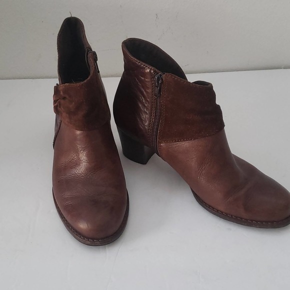 ELITES/ Walking Ankle Boots, Brown Leather with Suede, Size 7M - Picture 9 of 14